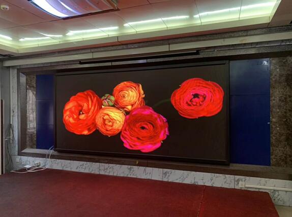 泰安三中室內(nèi)P2.5全彩屏 泰安三中室內(nèi)P2.5全彩屏